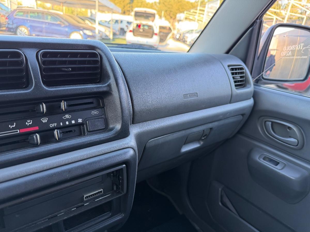 SUZUKI - Jimny - 1.3i 16V Cabrio 4WD JLX
