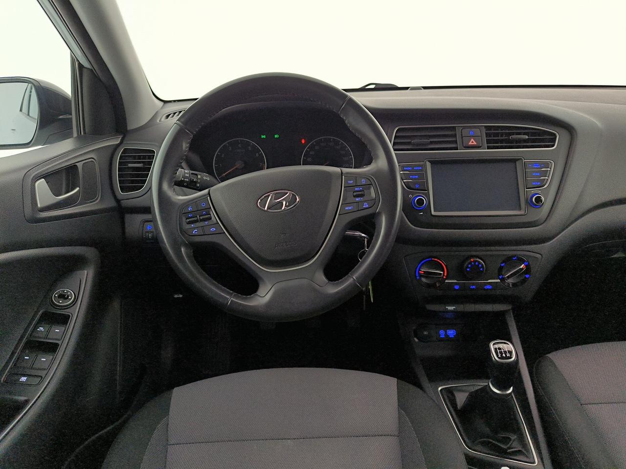 Hyundai i20 5p 1.2 mpi connectline 75cv