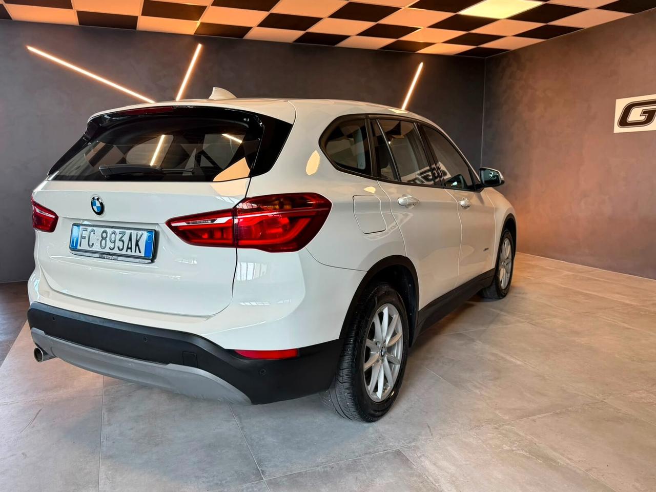 Bmw X1 xDrive18d Business