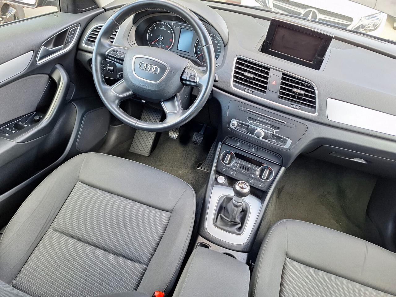 Audi Q3 2.0 TDI 150 CV Business
