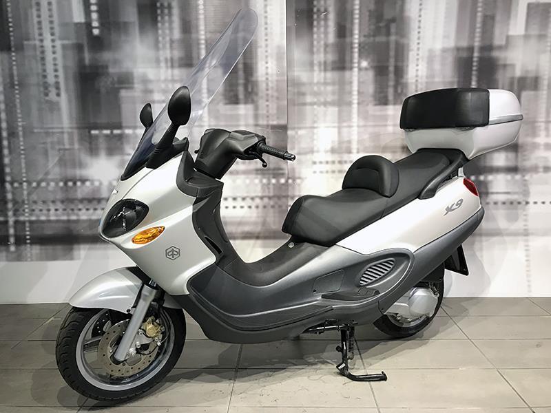 Piaggio X9 250