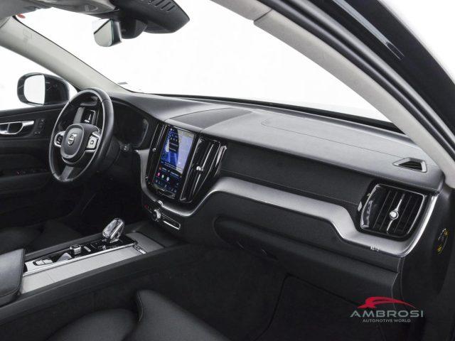 VOLVO XC60 B4 (d) AWD Geartronic Inscription - AUTOCARRO N1