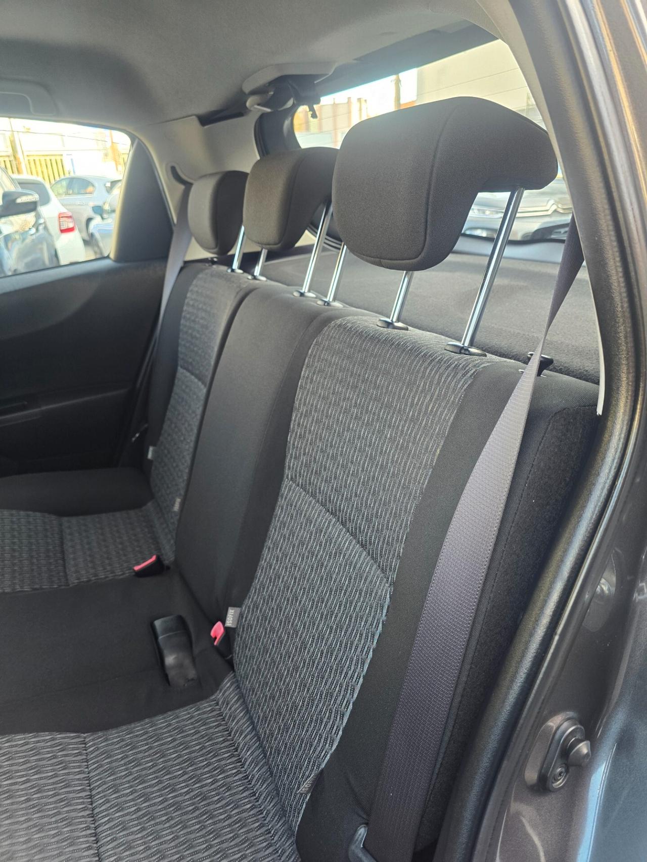 Toyota Yaris 1.4 D-4D 5 porte Lounge