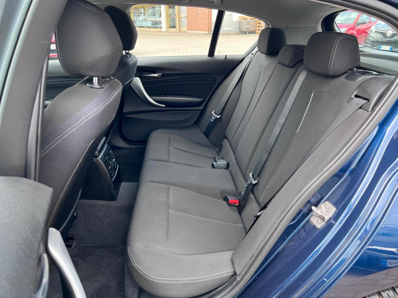 Bmw 118 118d 5p. Msport