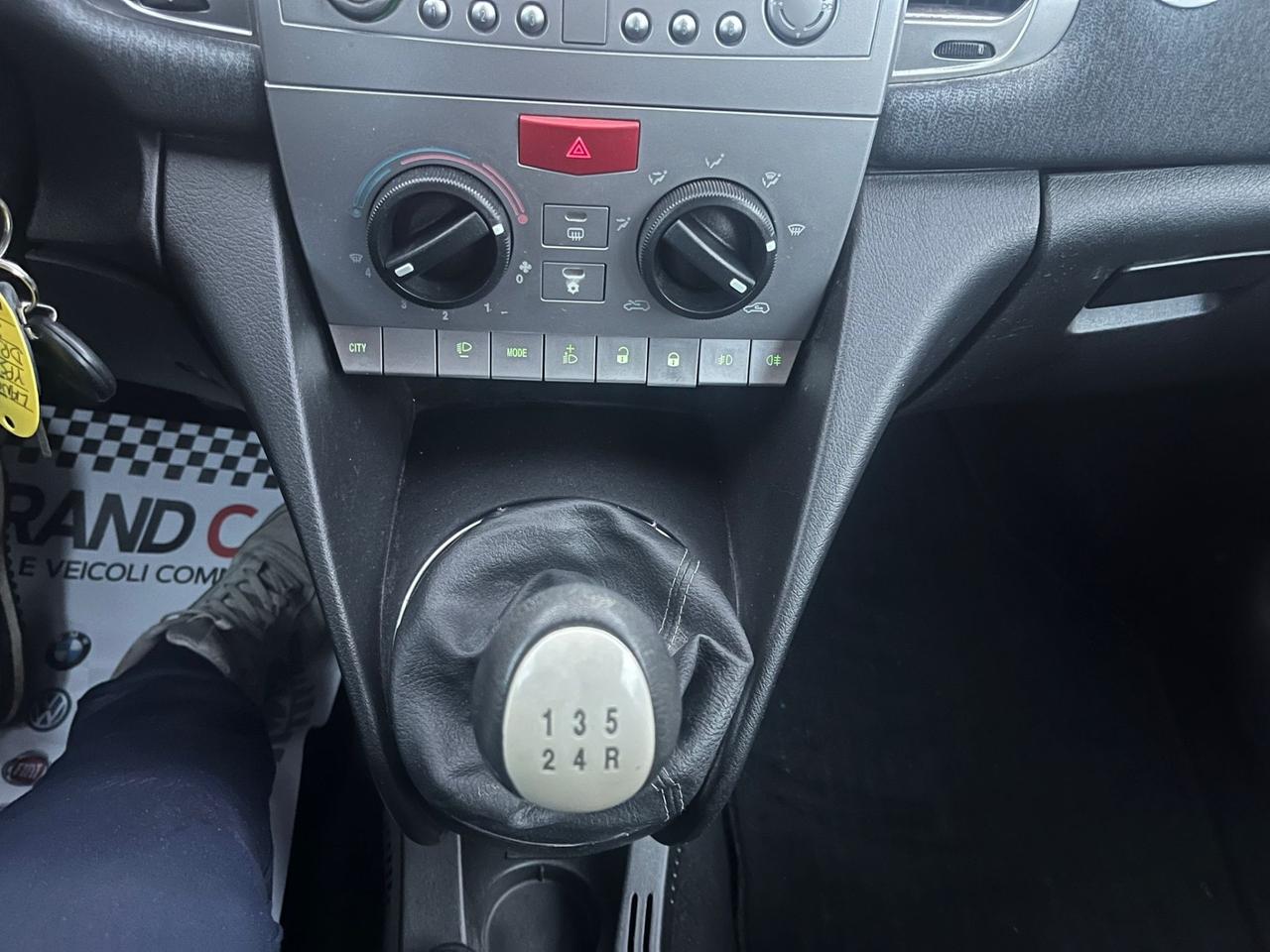 Lancia Ypsilon 1.3 MJT Oro Unipro 2008