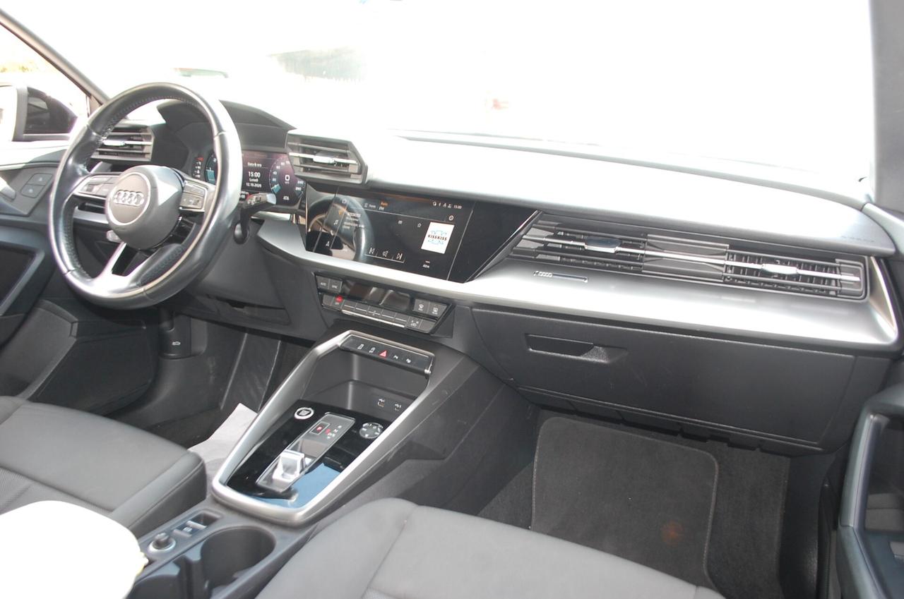 Audi A3 Sportback 35 2.0 tdi 150CV Business S-Tronic Uff Italy