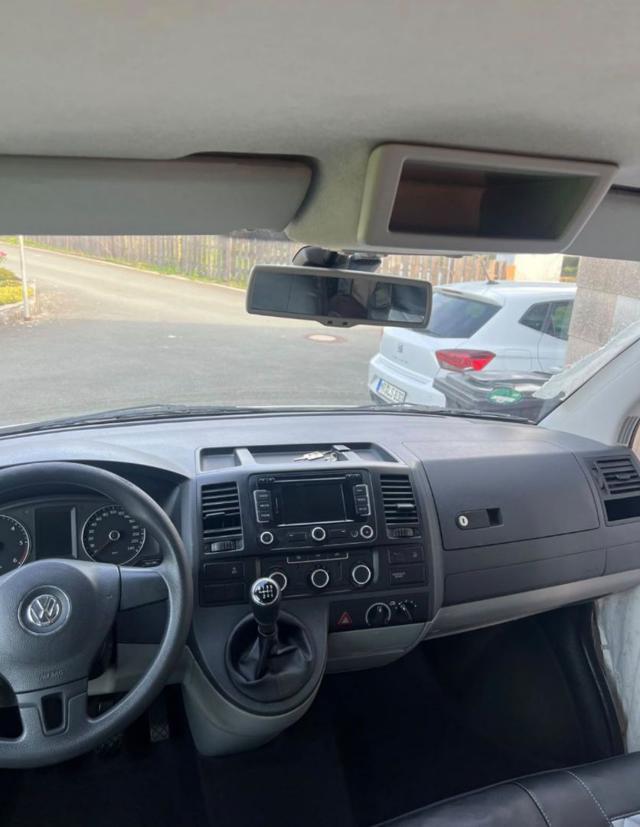 VOLKSWAGEN Multivan VW Caravelle 2.0 TDI 140cv Navi GTraino Full 9p