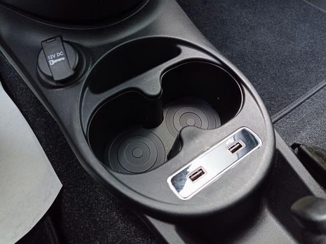 FIAT 500 C 1.0 Hybrid