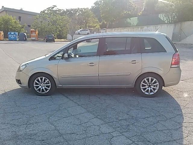 Opel Zafira 1.9 CDTI 120CV Cosmo