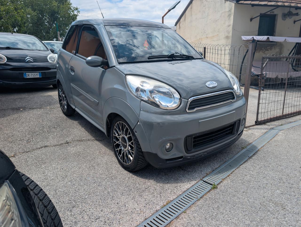 Microcar M8