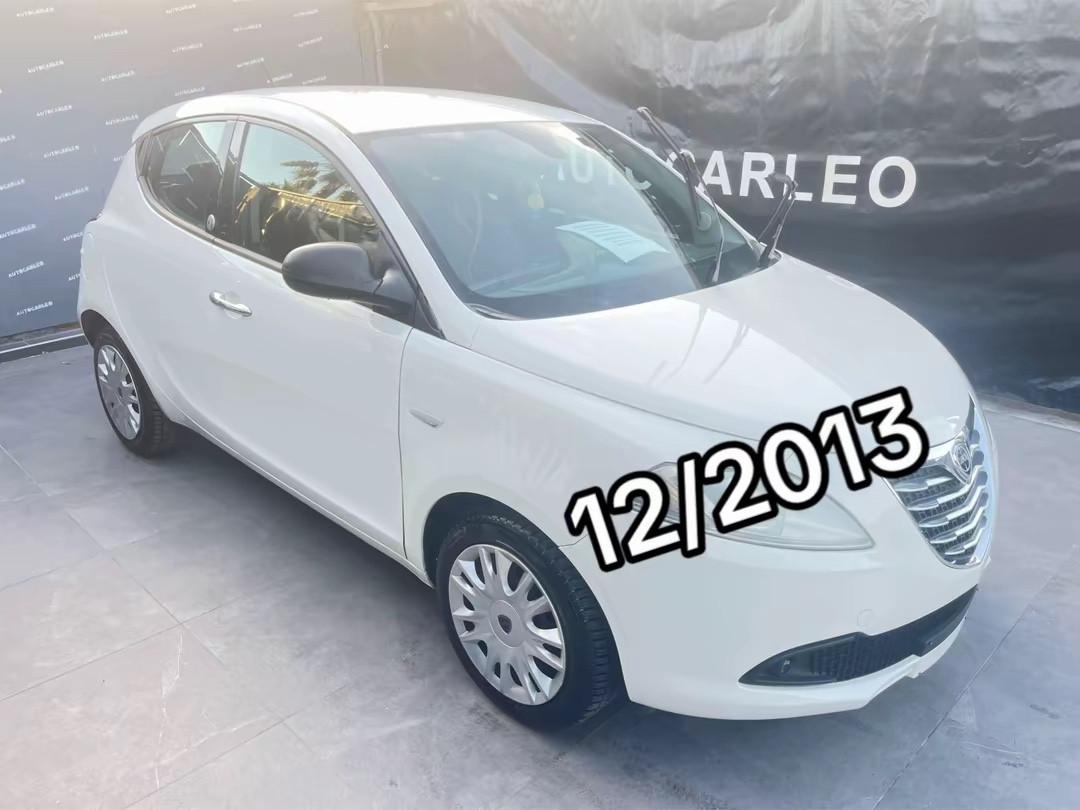 Lancia Ypsilon 1.2 benzina e gpl di serie Ecochic Gold