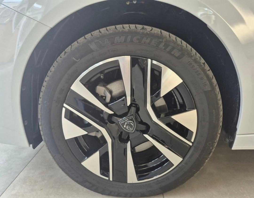 PEUGEOT 208 5P P 12E MHEV P6