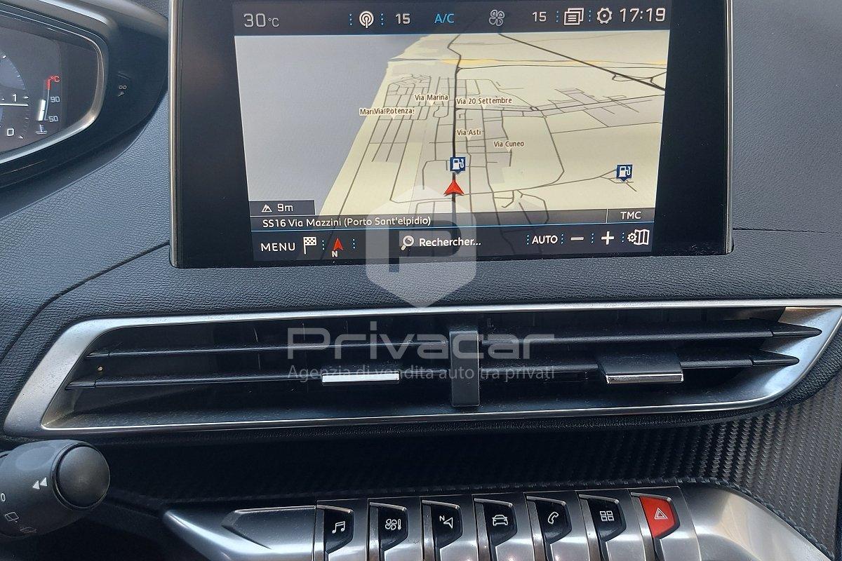 PEUGEOT 3008 BlueHDi 120 S&S Business