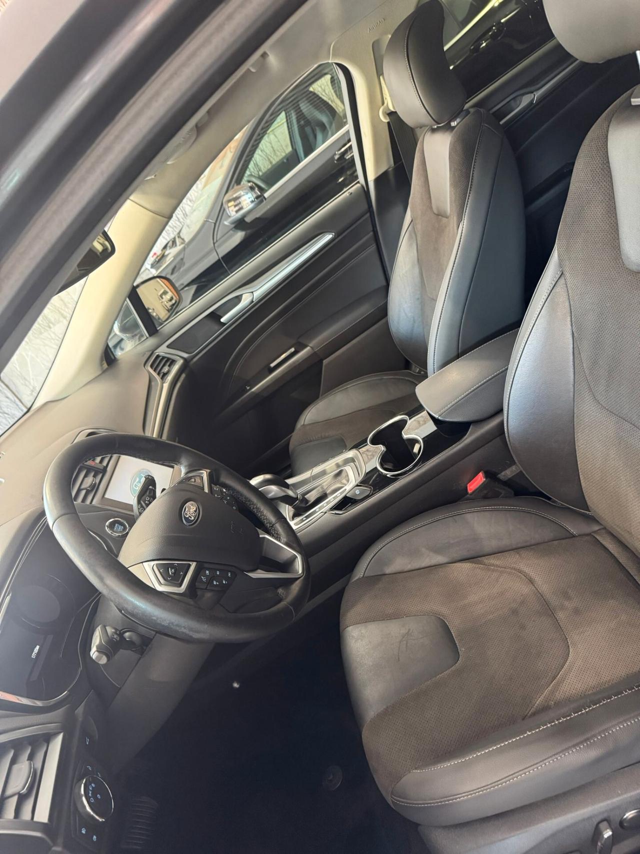Ford Mondeo 2.0 TDCi 150 CV S&S Powershift 5 porte Titanium