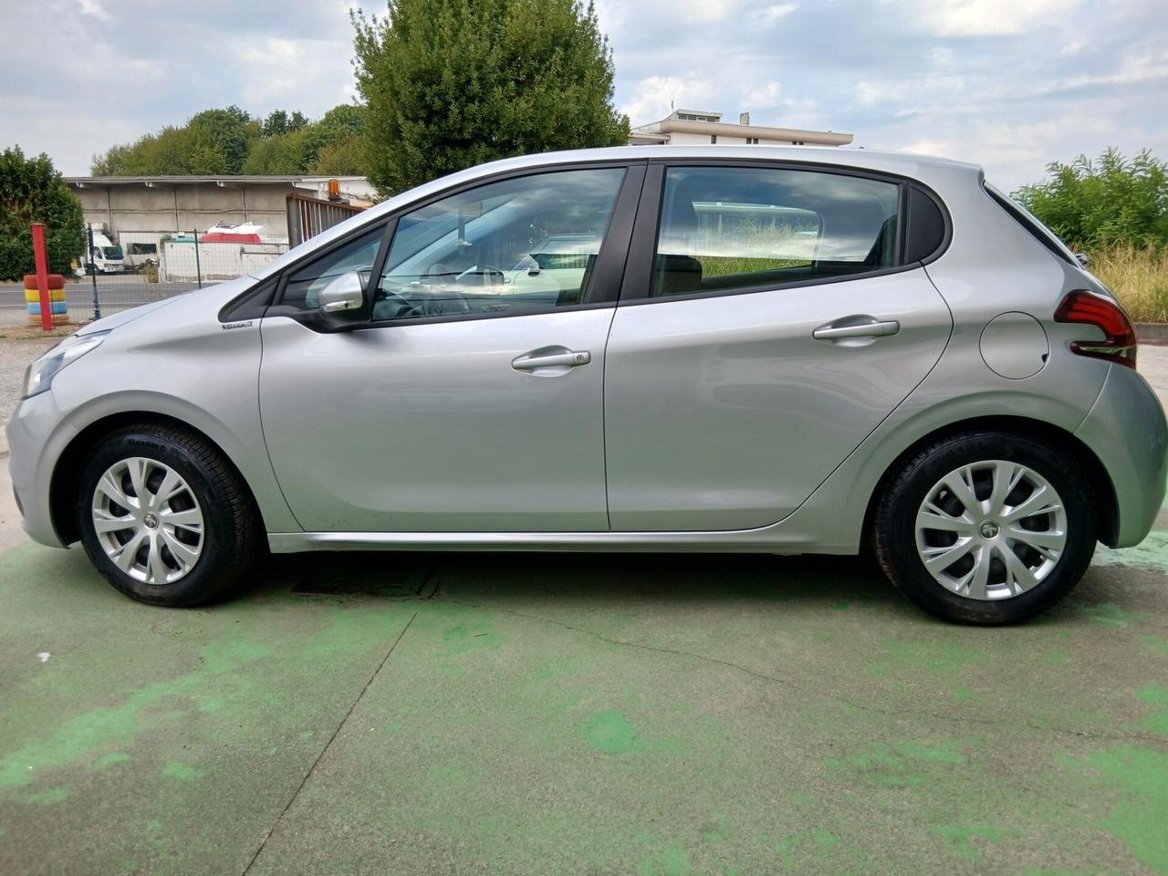 Peugeot 208 PureTech 82 Stop&Start 5 porte Allure
