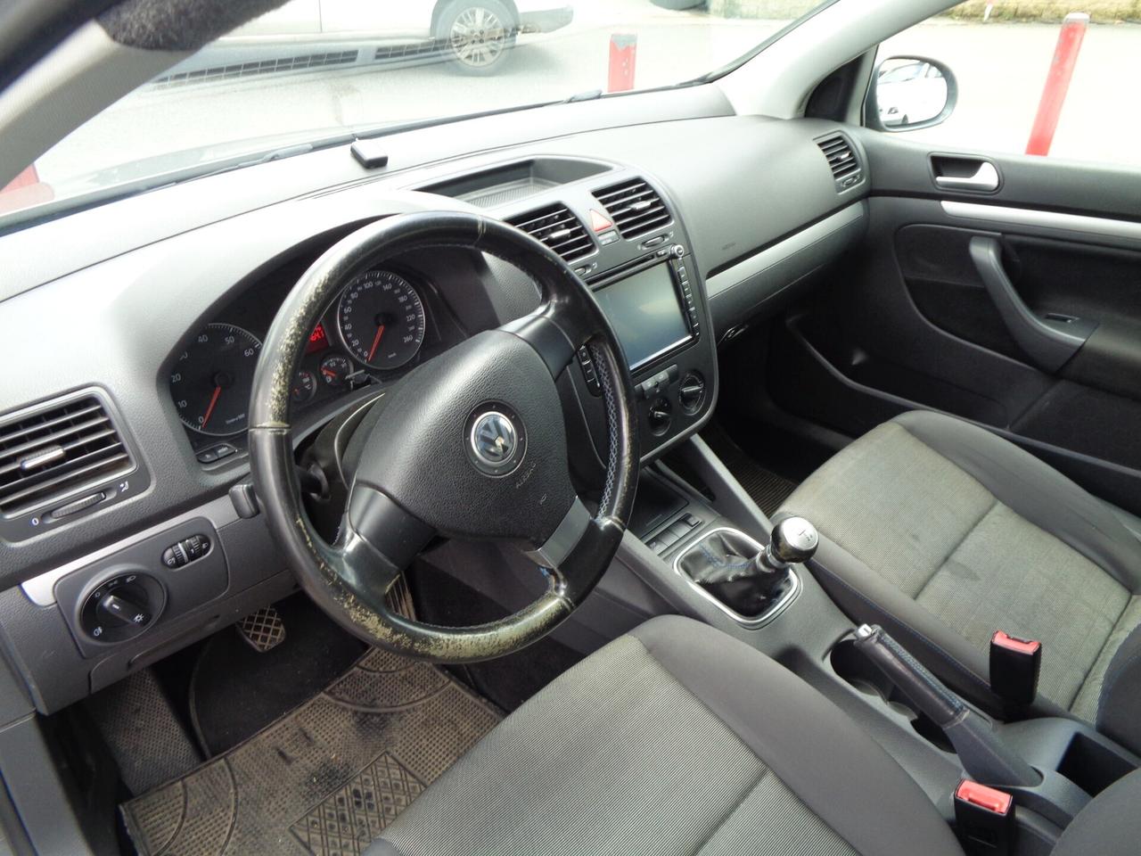 Volkswagen Golf 1.6 5p. Comfortline