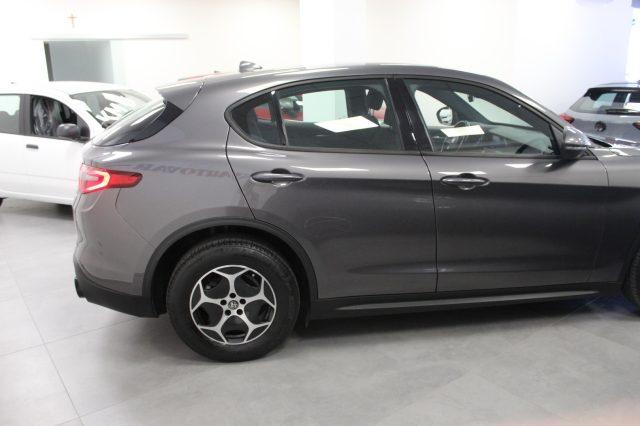ALFA ROMEO Stelvio 2.2 Turbodiesel 160 CV AT8 RWD Business