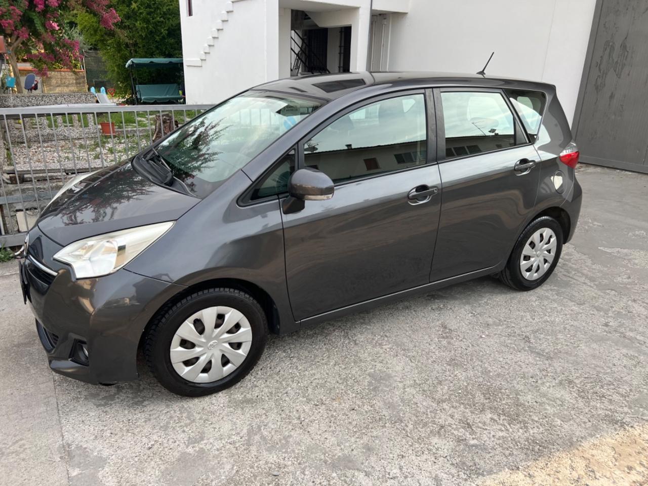 Toyota Verso-S 1.4 Diesel Euro 5 Bassi Consumi Neopatentati