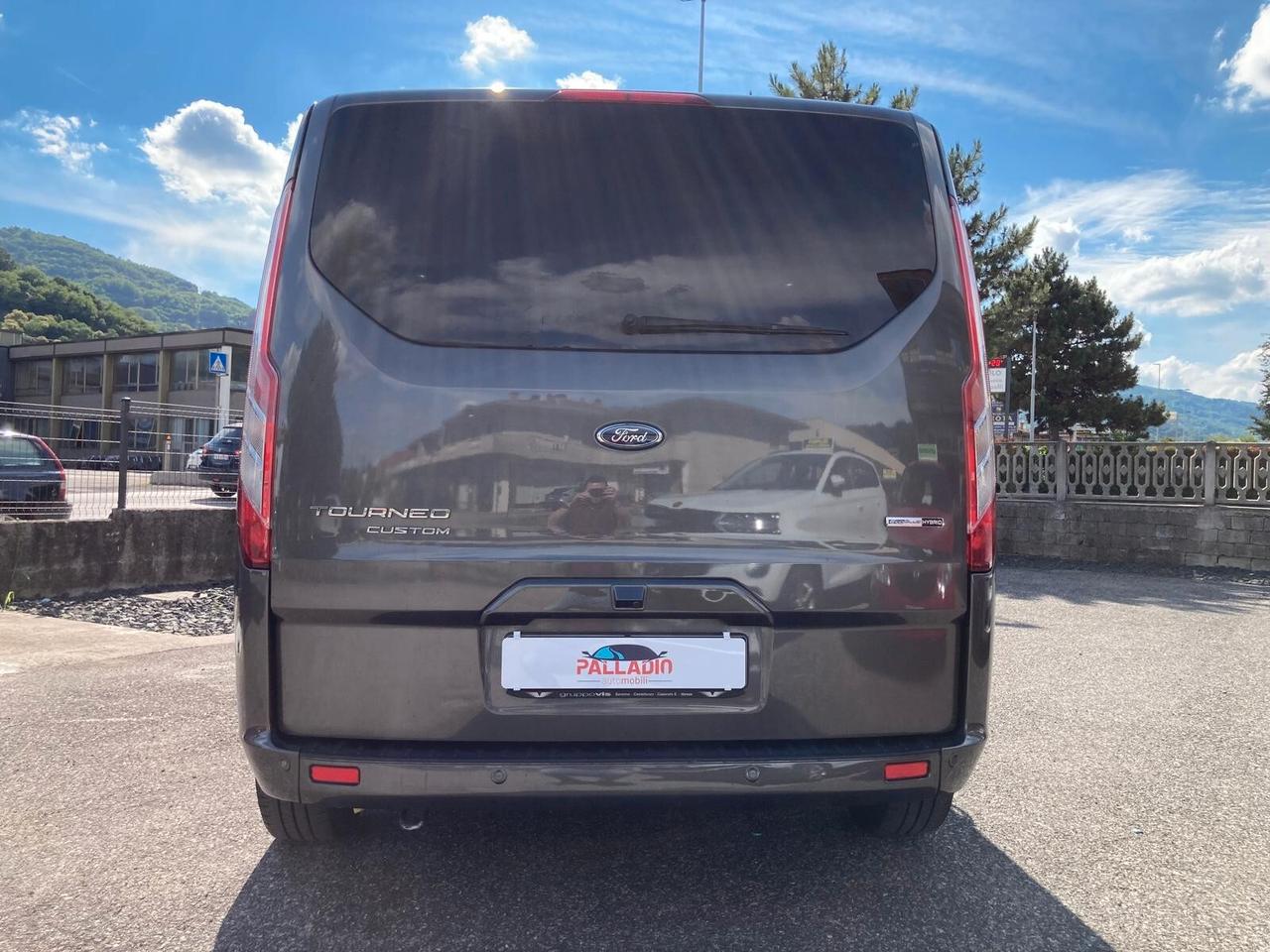 Ford Tourneo Custom 320 2.0 EcoBlue 185CV MHEV PC Titanium