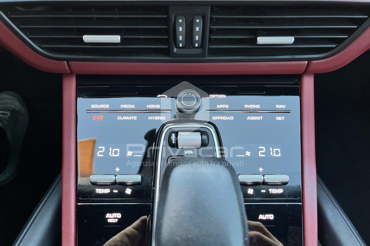 PORSCHE Cayenne Coupé 3.0 V6 E-Hybrid