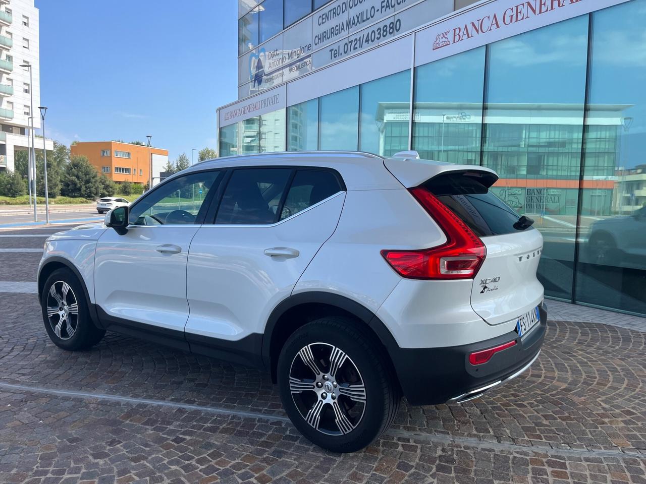 Volvo XC40 D4 AWD Geartronic Inscription