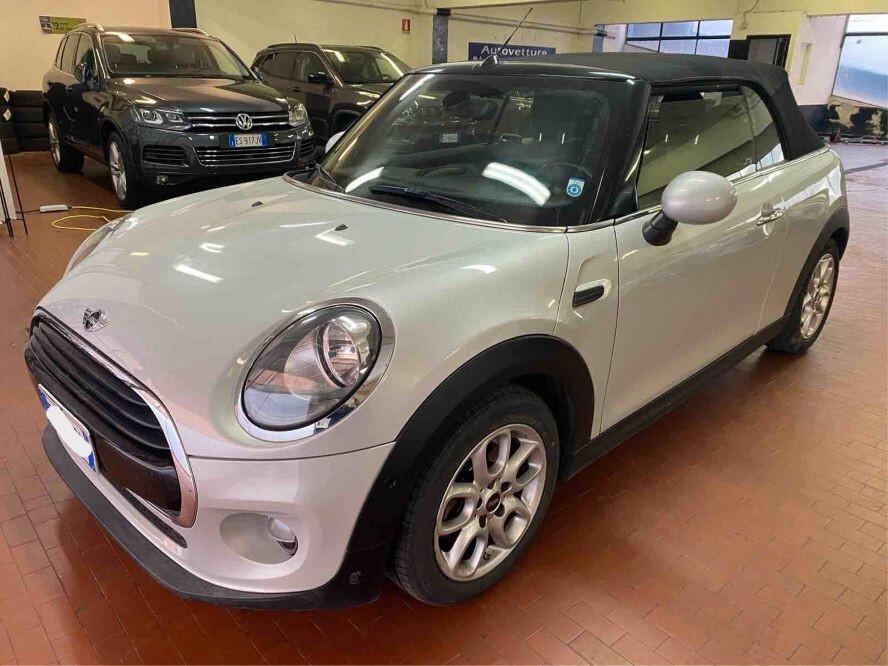 Mini 1.5 Cooper Hype Cabrio automatica navigatore