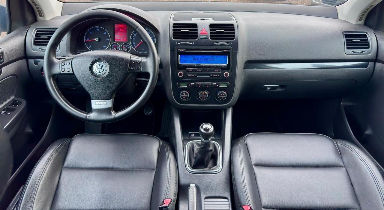 Volkswagen Golf 1.9 TDI DPF 3p. DSG GT Sport