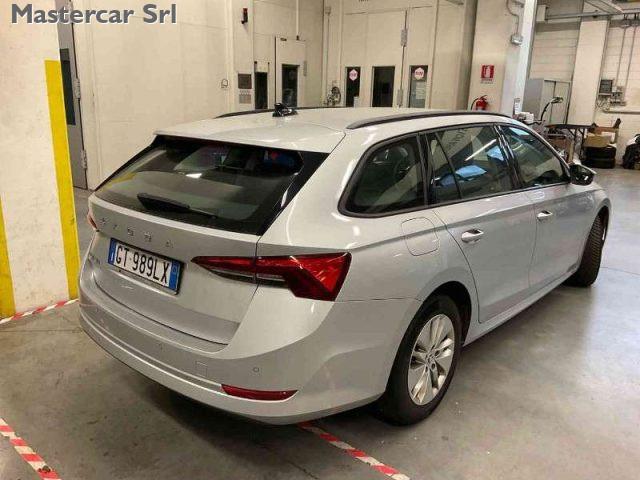 SKODA Octavia Octavia Wagon 2.0 tdi Executive DSG 85KW - GT989LX