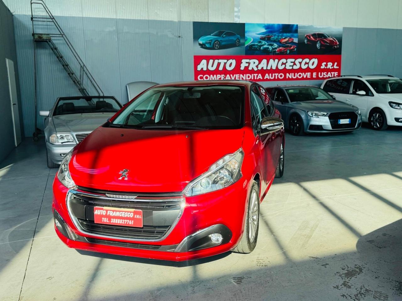 Peugeot 208 PureTech 82 5 porte Allure