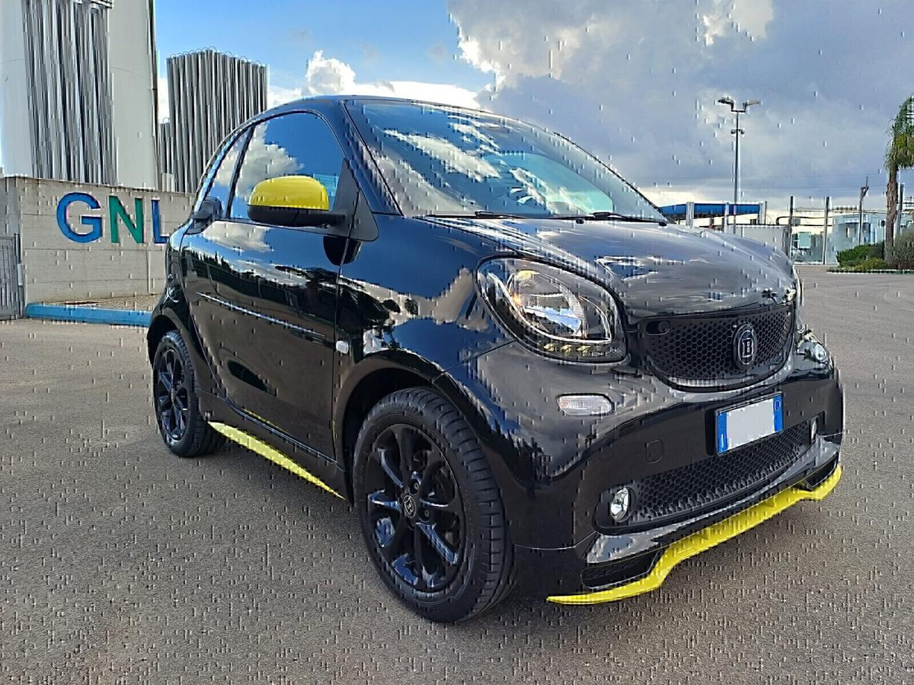 SMART FOR TWO 900 cc 90 CV ALLESTIMENTO BRABUS -2016