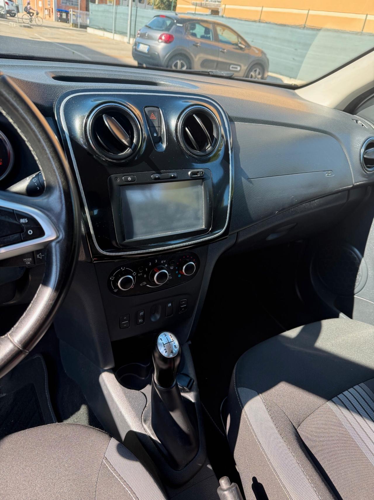 Dacia Sandero Stepway 1.5 dci - NEOP. - NAV. - GARANTITA -