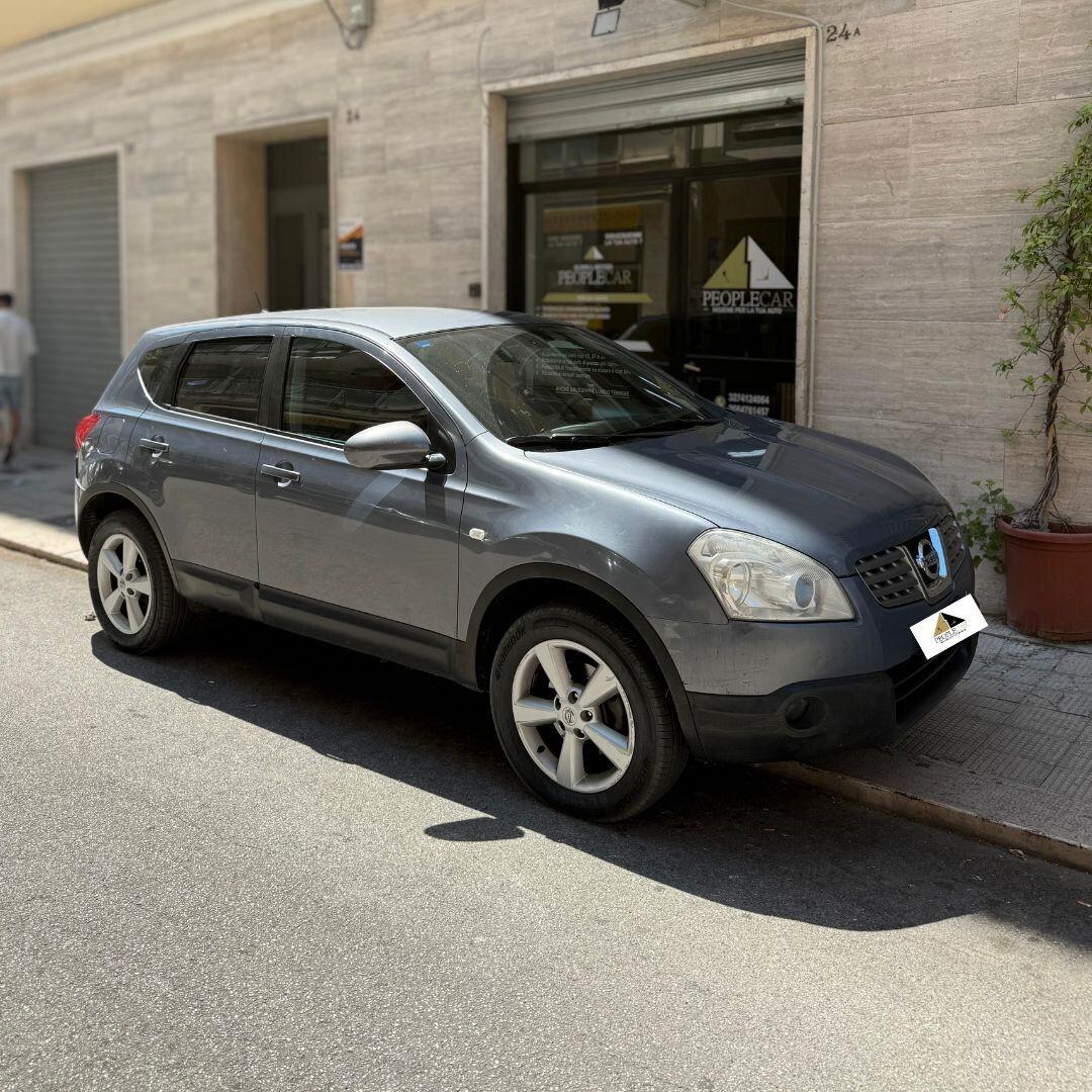 Nissan Qashqai 2.0 dCi **CAMBIO AUTOMATICO**