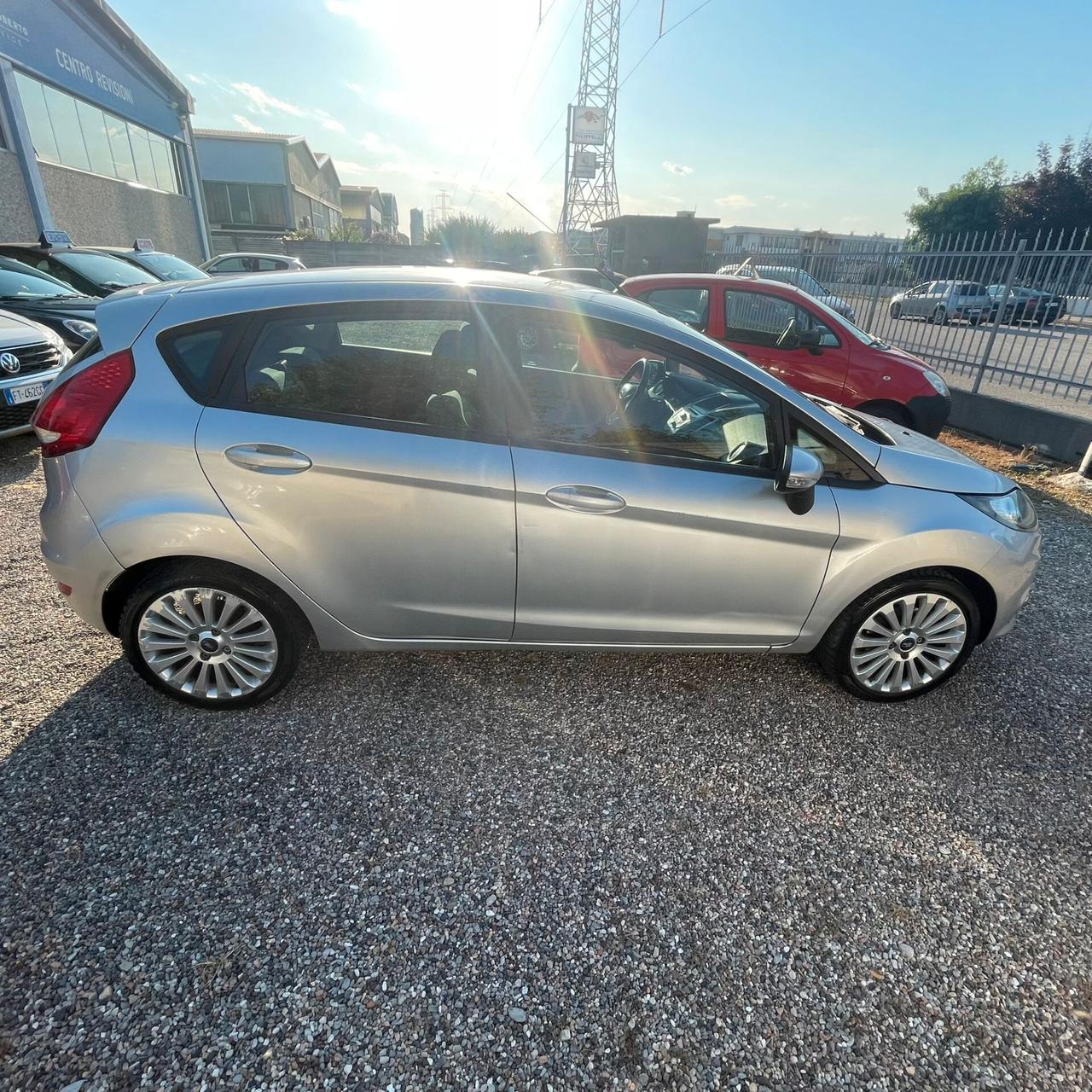Ford Fiesta 1.2 82 CV 5 porte Titanium