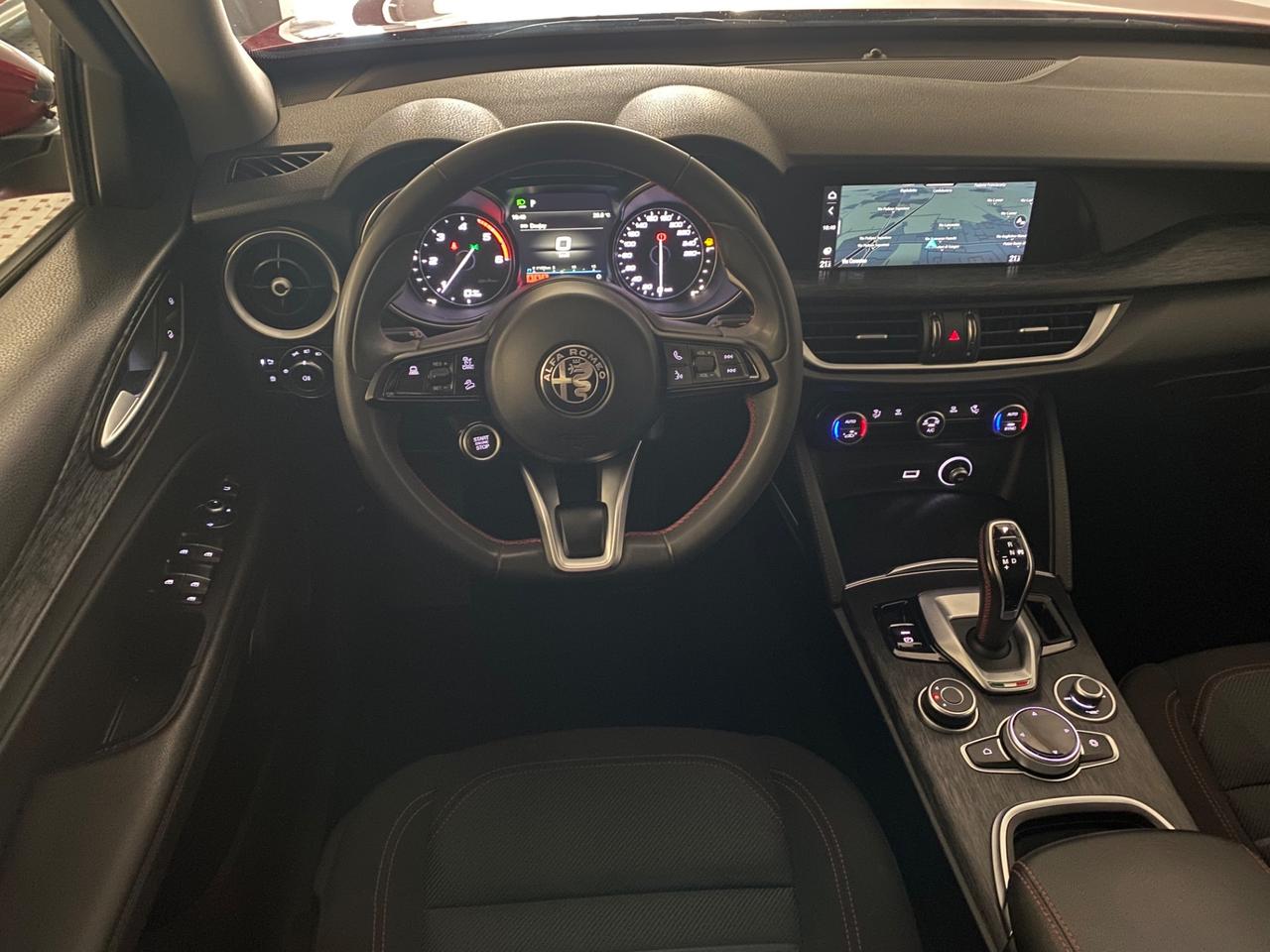 Alfa Romeo Stelvio 2.2 t Aziendale- Palette F1 al volante