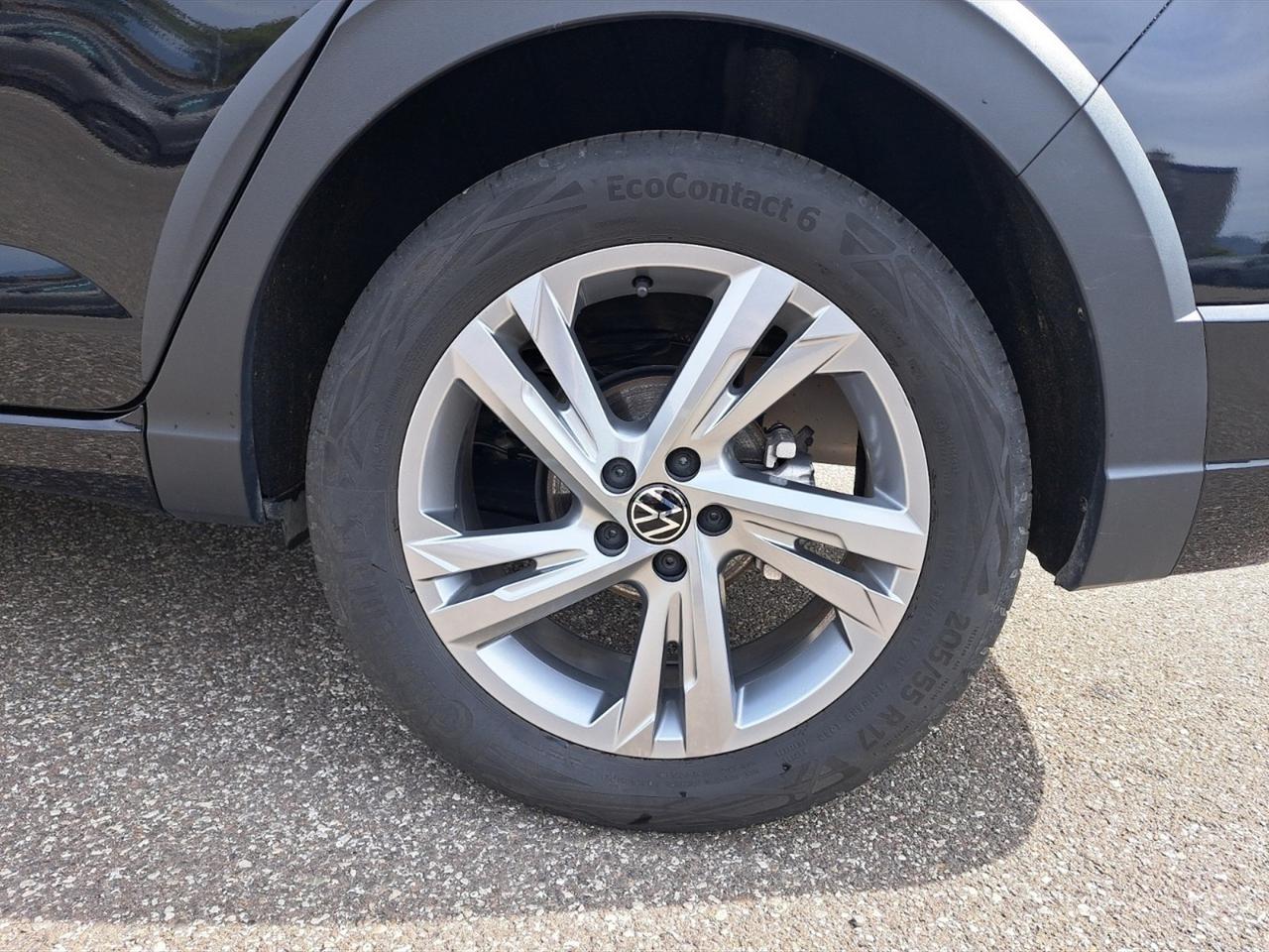Volkswagen Taigo 1.0 tsi r-line 110cv