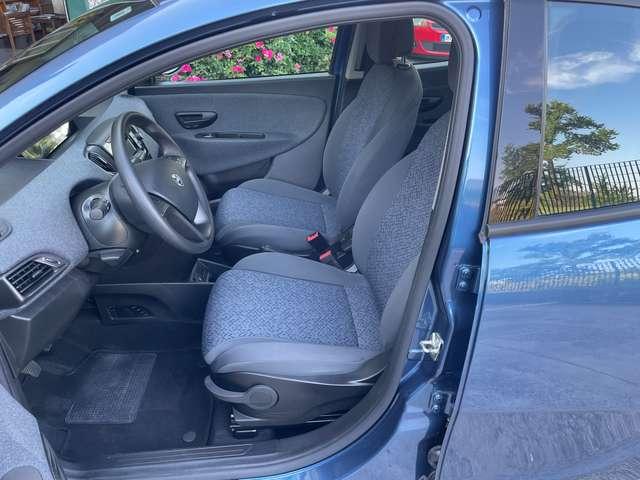 Lancia Ypsilon 1.0 FireFly 5p Hybrid Silver UNIPRO*NEOPATENTATI