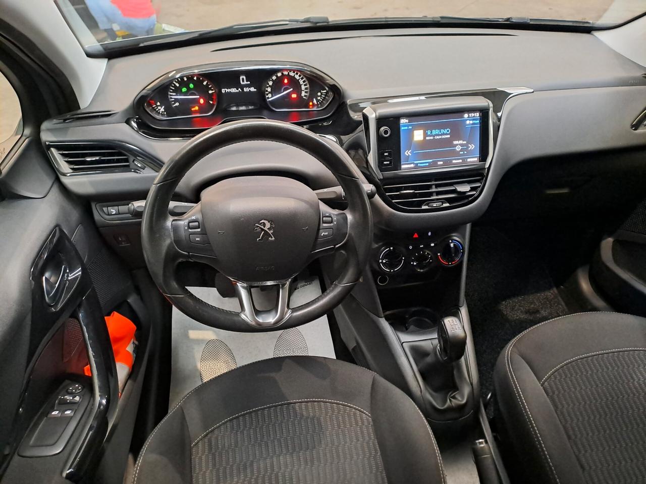 PEUGEOT 208 1.2 BENZINA *DA VETRINA*