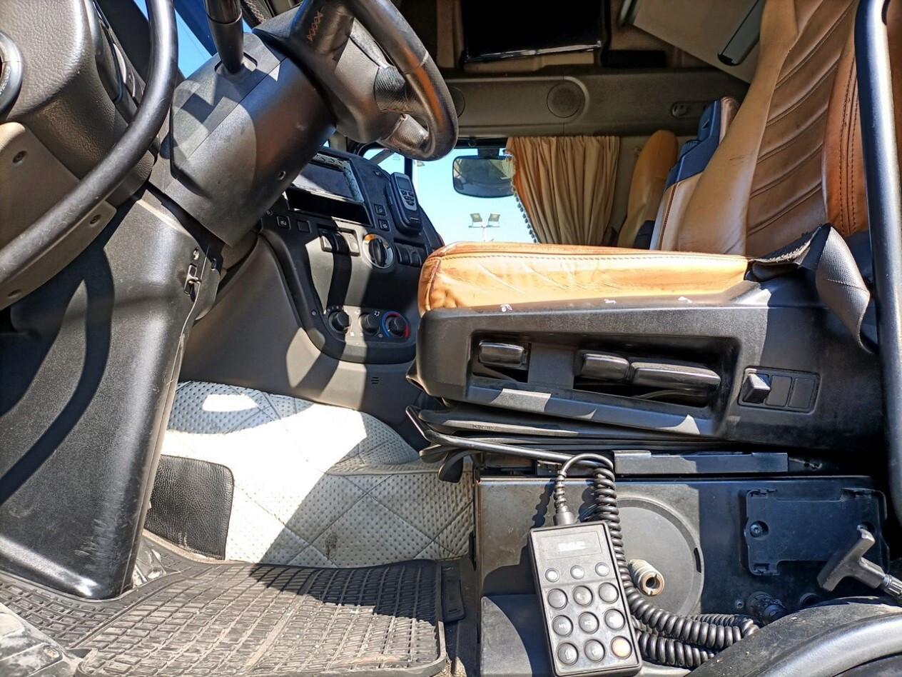 DAF XF 105 510 trattore stradale