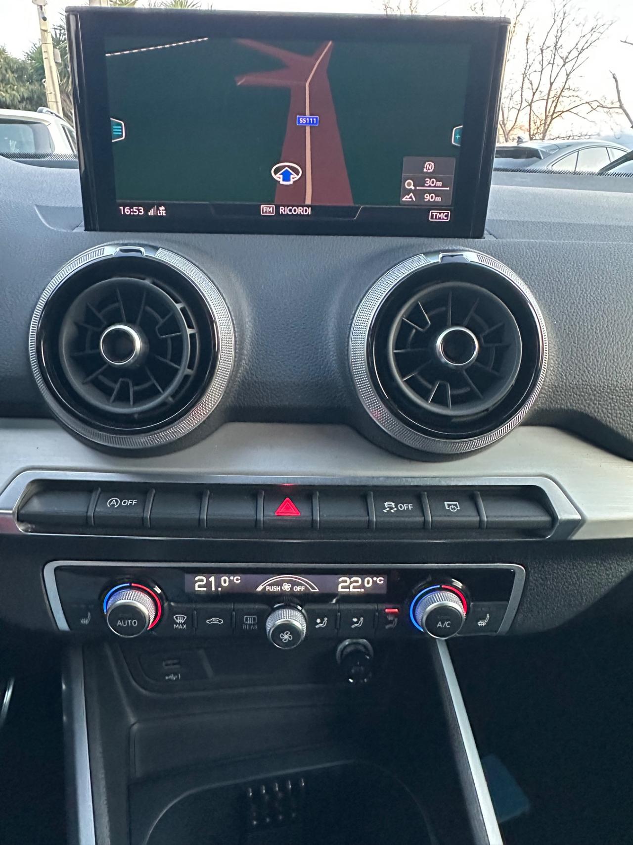 Audi Q2 35 TDI S tronic line Edition