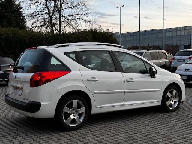 Peugeot 207 1.6 8V HDi 112CV SW Ciel Allure