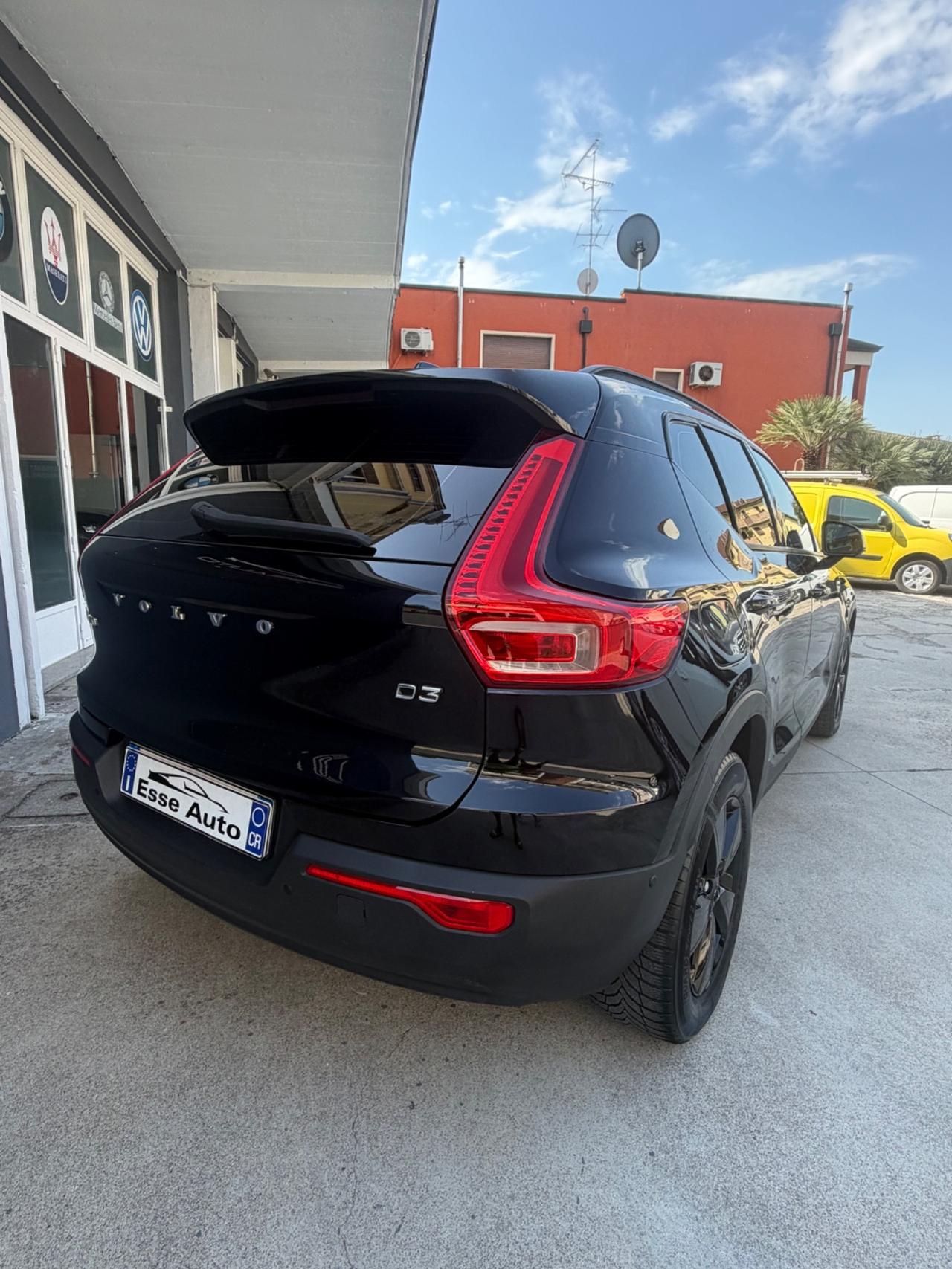 Volvo XC40 D4 AWD Geartronic Momentum
