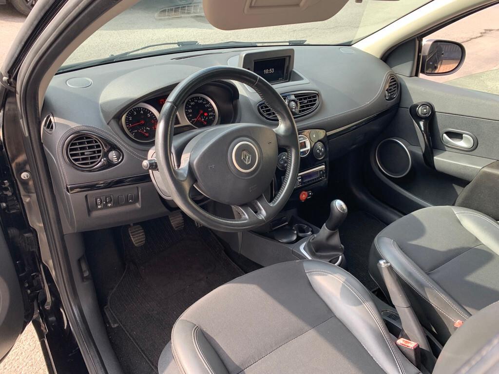 Renault Clio 1.2 16V 5 porte Dynamique
