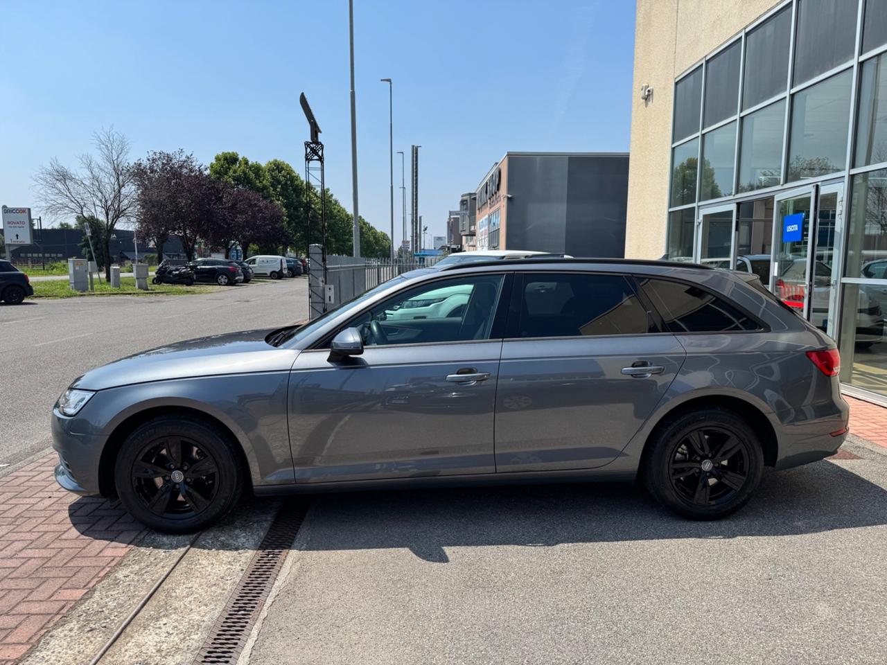 Audi A4 Avant 2.0 TDI 150 CV ultra Business Sport. Euro 6B
