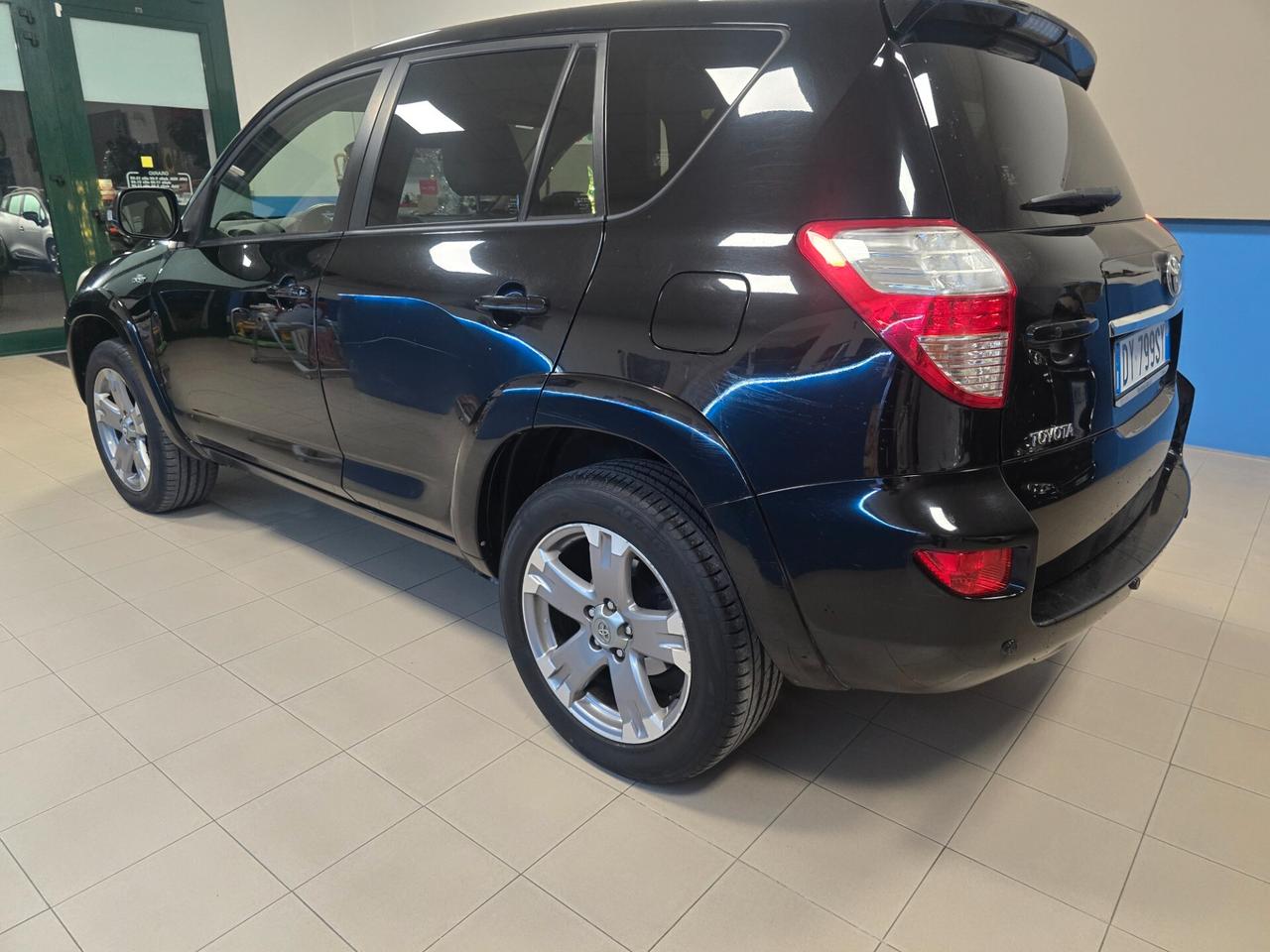 Toyota RAV 4 RAV4 Crossover 2.2 D-4D 150 CV DPF Luxury