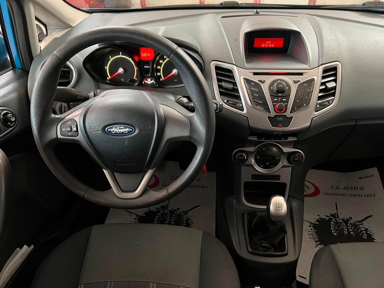 Ford Fiesta 1.4 68 CV TDCi - TITANIUM - 2010