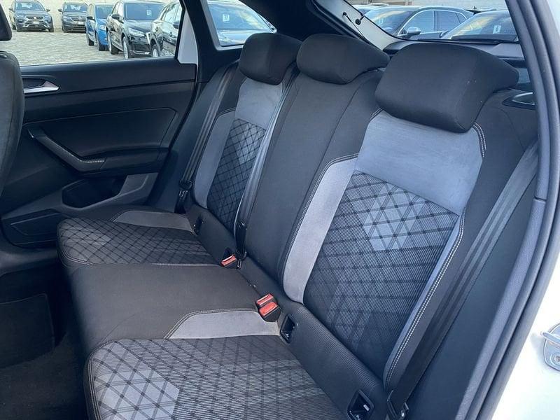 Volkswagen Taigo R-Line 1.0 TSI 110 CV