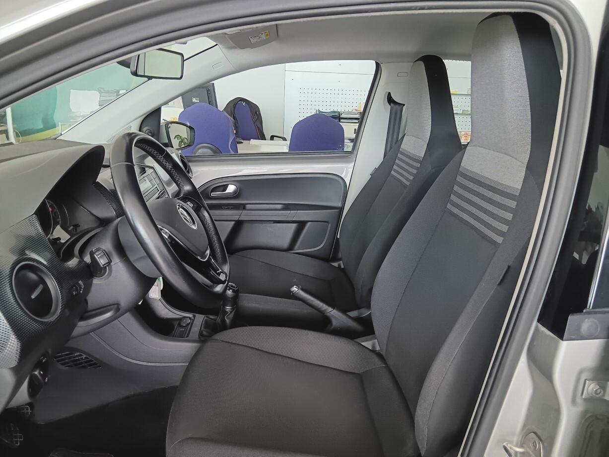 Volkswagen Up Evo 1.0 (65 cv)