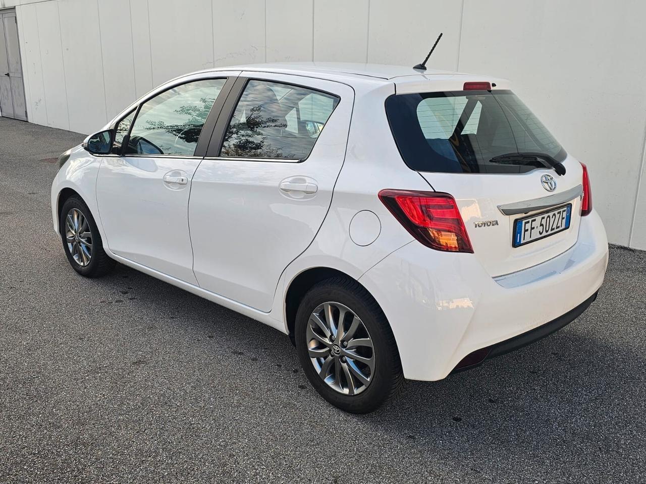 Toyota Yaris 1.0 benzina