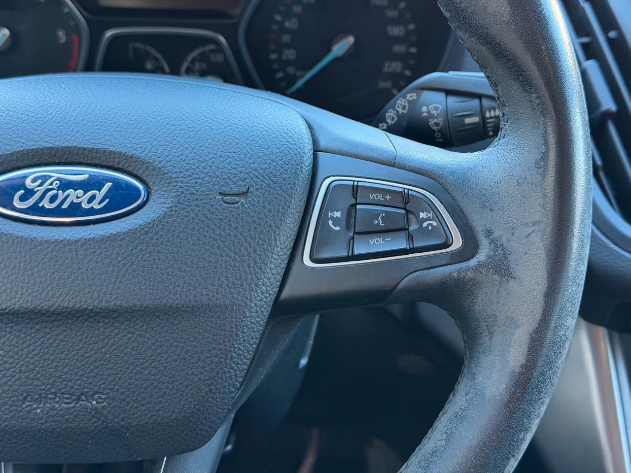 Ford Kuga 1.5 TDCI 120 CV S&S 2WD ST-Line