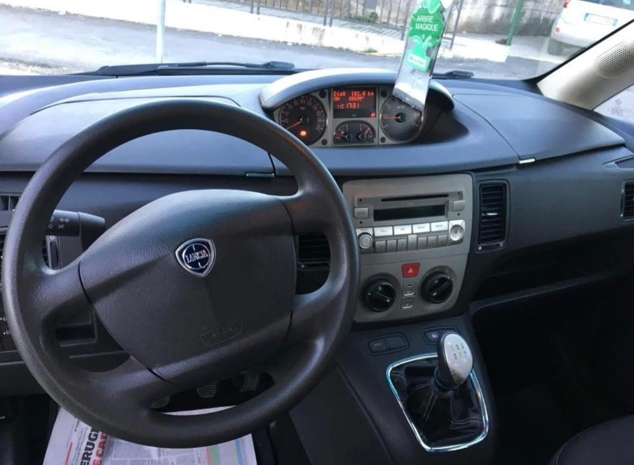Lancia MUSA 1.4 Argento Ecochic GPL